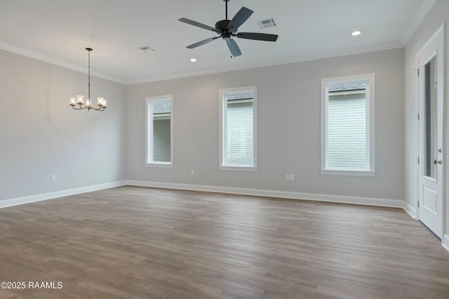 Photo - 107 Alpine Dr House