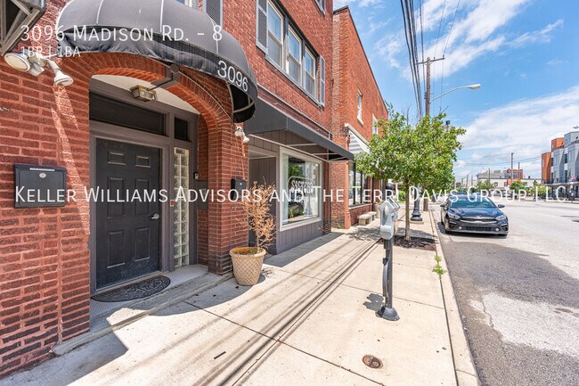 Photo - 3096 Madison Rd Unit 8