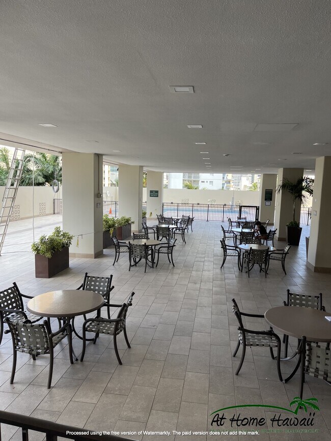 Photo - 2240 Kuhio Ave.