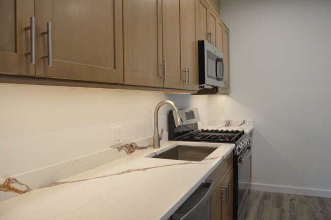 Photo - 118 Stuyvesant Ave Apartments Unit 1