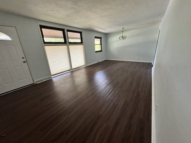 Photo - 716 Cranford Dr