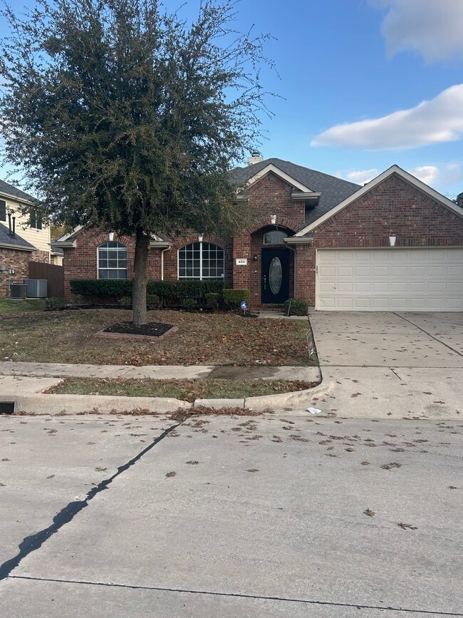 Photo - 403 Victory Ln