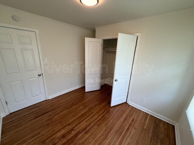 4550 Quince Rd