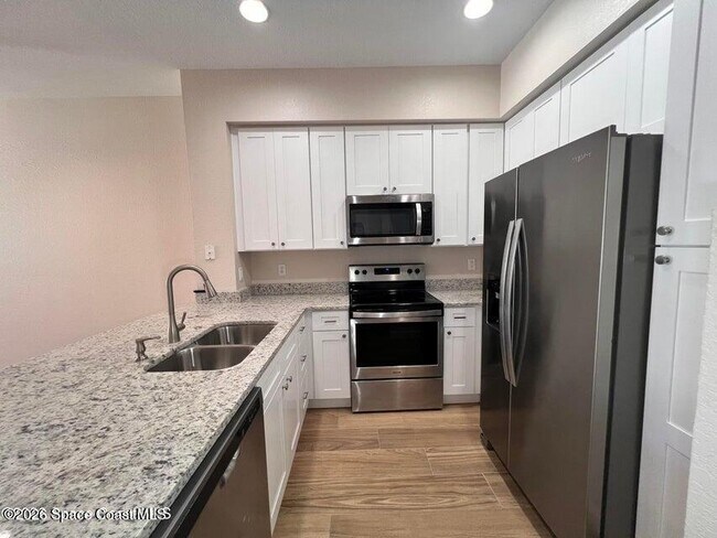 Photo - 105 Turpial Way Unit 103