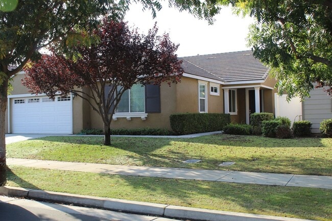 Photo - Northwest Bakersfield Home in the Village ...
