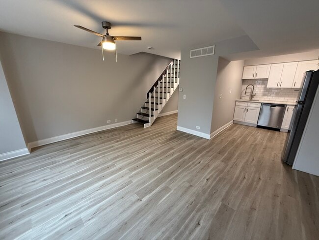Photo - 744 W Gordon Terrace Unit 306