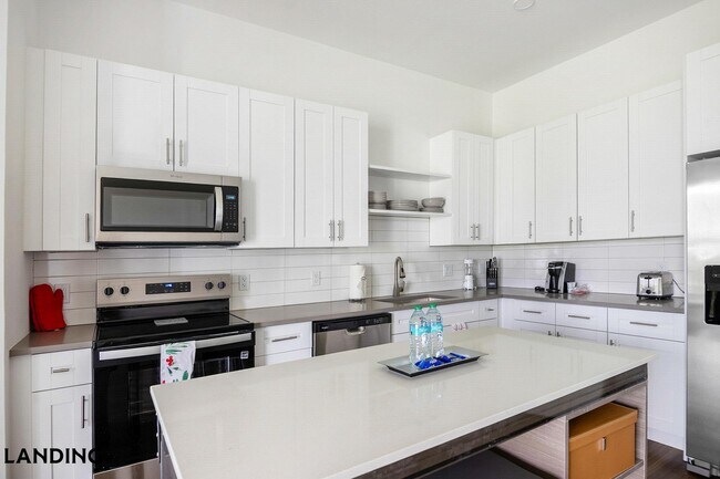 Photo - 515 Corso Ln Unit 818