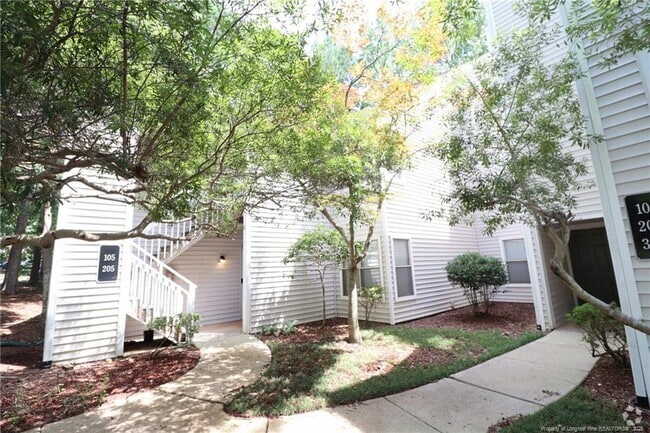 Building Photo - 6120 Sunpointe Dr Rental