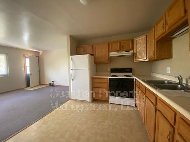 Photo - 1005 N Buchanan St