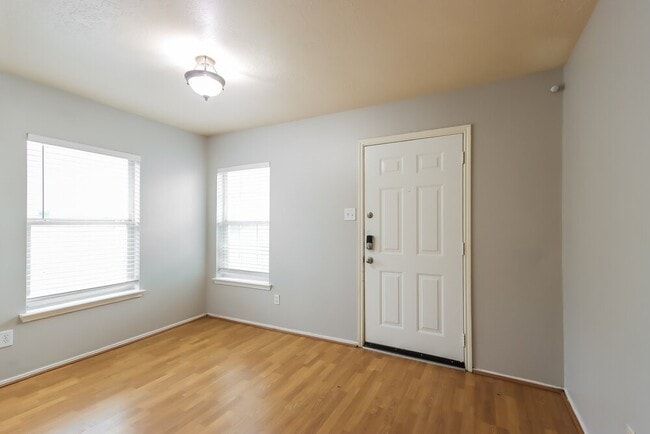 Photo - 12123 Carriage Oak Cir