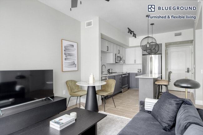 Photo - 419 SE 2nd St Unit FL4-ID10