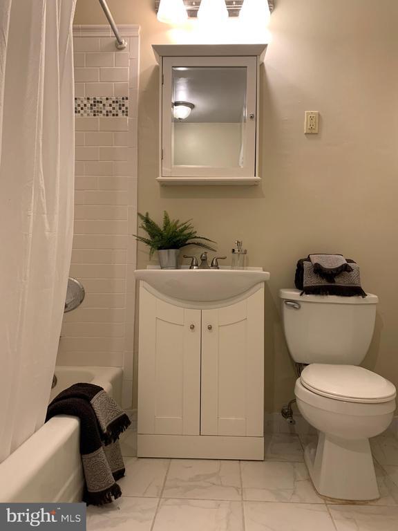 Photo - 135 S 19th St Unidad 502