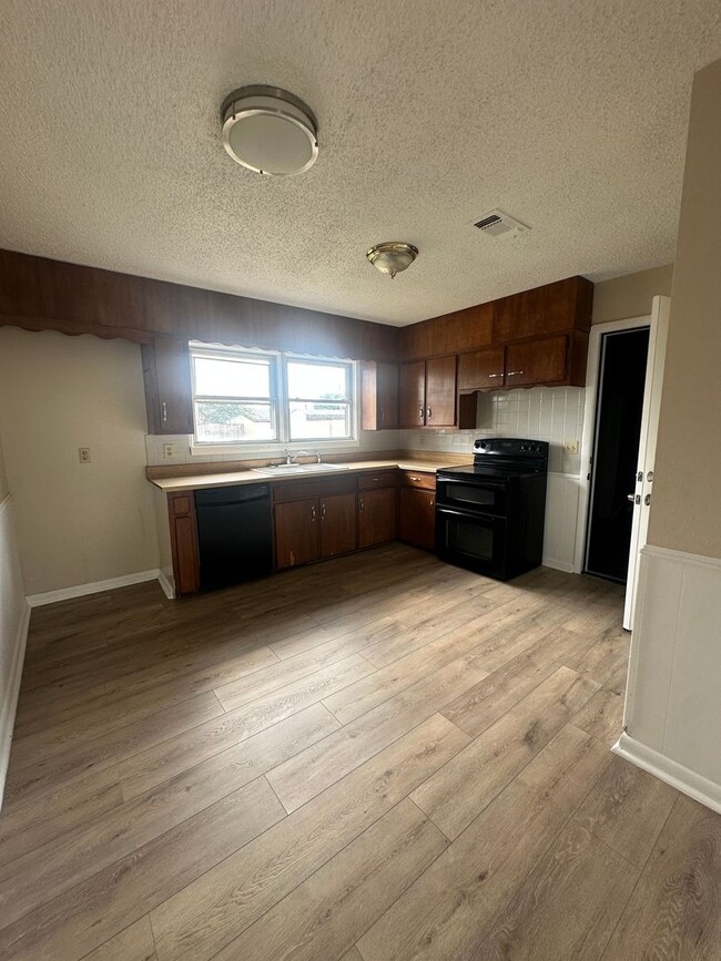 Photo - Updated 3 Bedroom Home