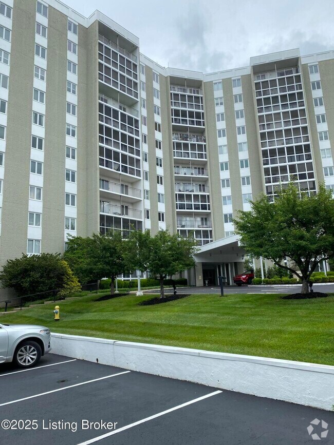 Building Photo - 5100 US-42 Unit #911 Rental