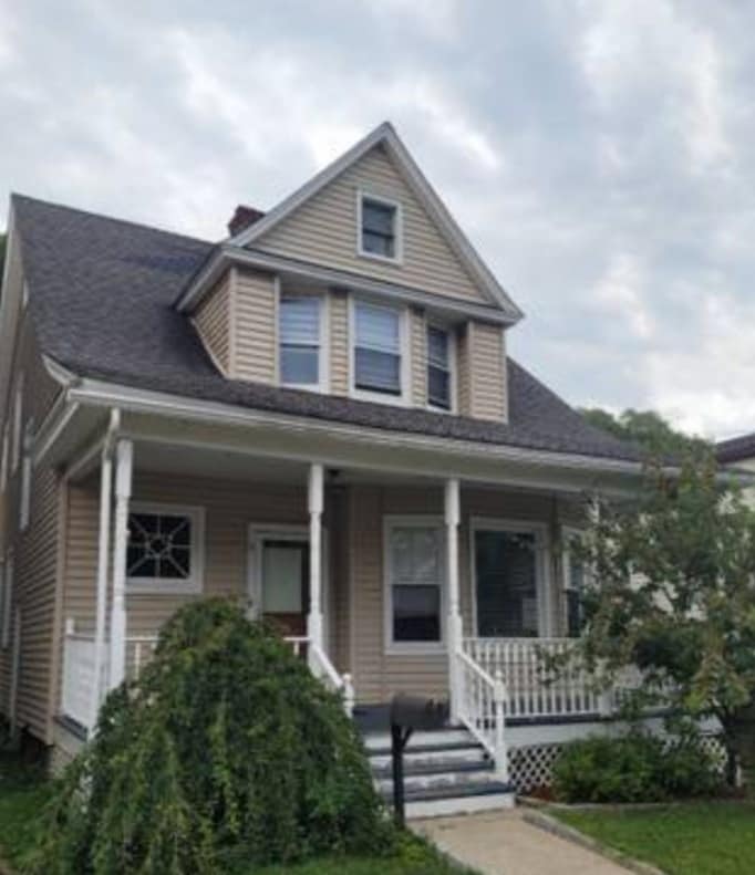 Photo - 18 Cleveland St (Valhalla, NY)