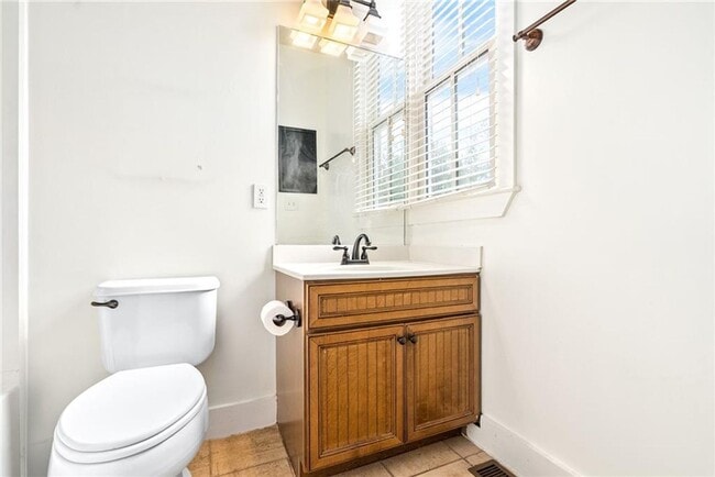 Photo - Cute 2BR unit at Creekside