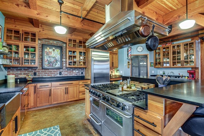 Photo - 27555 Sandy Shores Dr SW