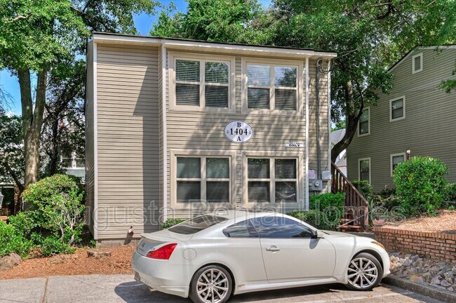 Photo - 1404 Johns Rd