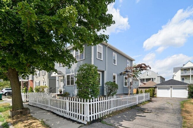 57 Yale St