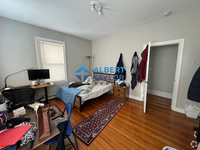 Building Photo - 135 Columbia St Rental