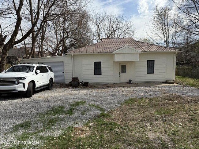 Building Photo - 13416 Reamers Rd Rental