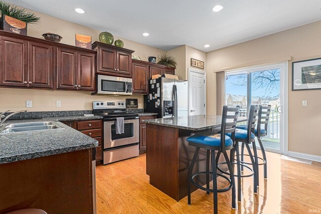 Photo - 1752 Willis St