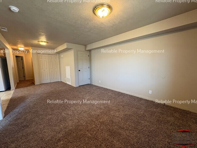 Photo - 198 Stockham Blvd Unit B