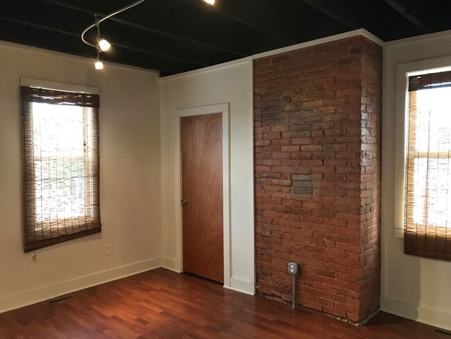 Photo - 3947 Mintwood St Unit Apt. #2