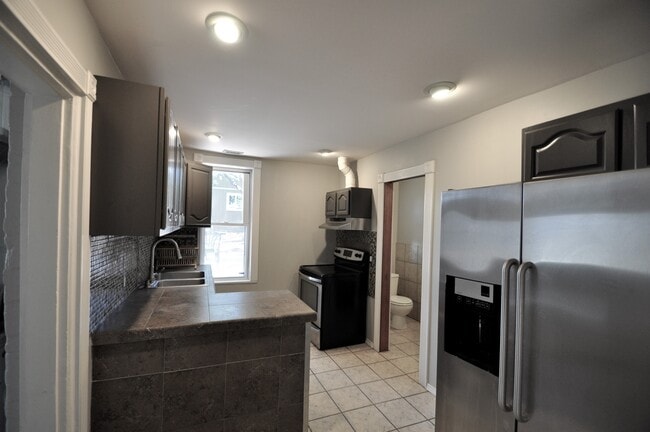 Photo - 3941 Kalamath St