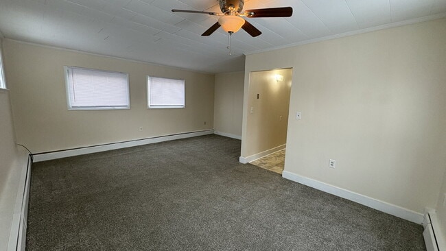 Photo - 3 Bedroom, 1 Bath Apartment with Southern Exposure. Unit 1