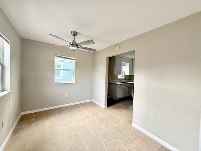 Photo - 3914 Hoffman St