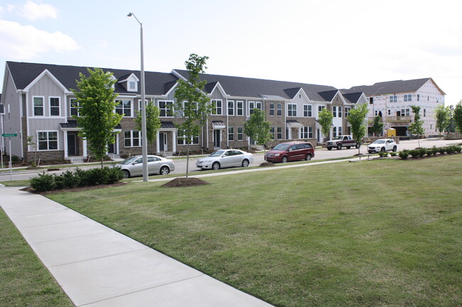 7803 Flatrock Park Dr