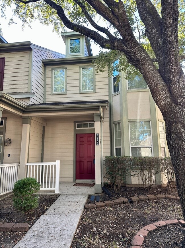 Building Photo - 29709 Valley Center Dr