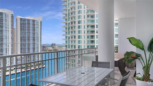 Building Photo - 801 Brickell Key Blvd Unit 2210 Rental