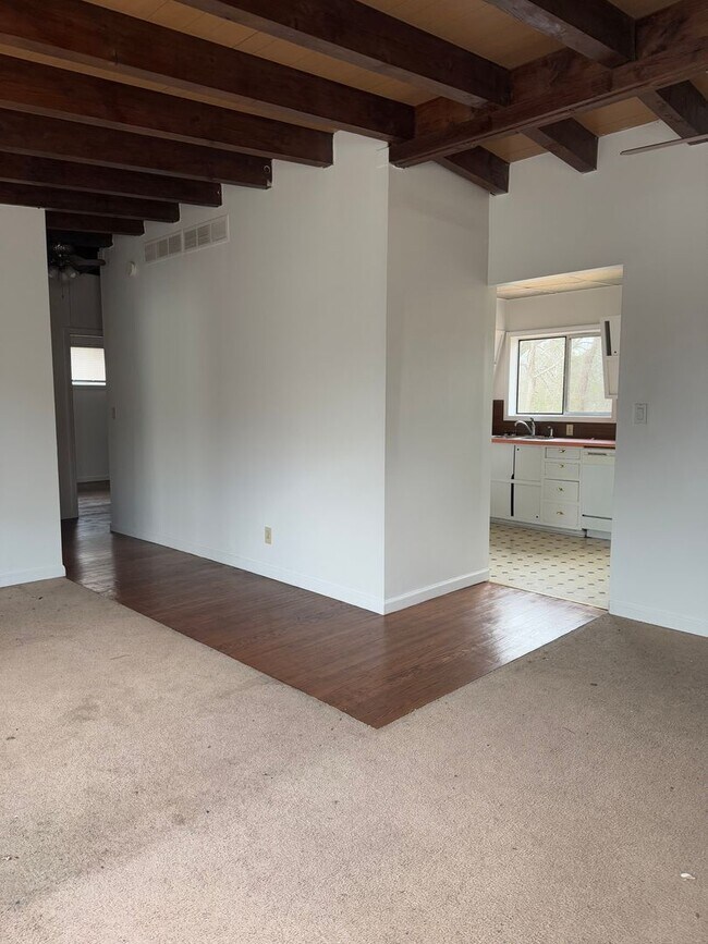 Photo - Spivey Apartments Unit 3