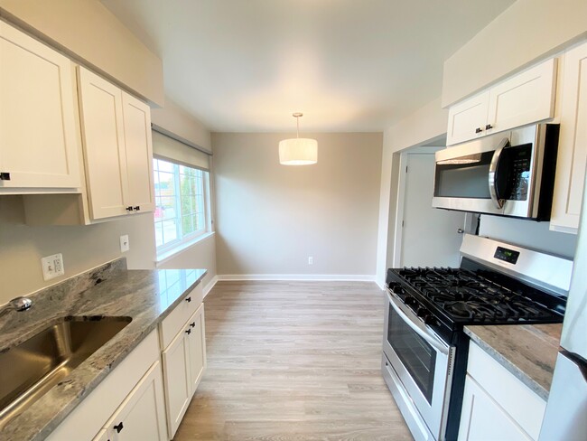 Kitchen / Dining Area FULL remod - Fountainview Terrace Apartments