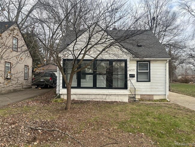 Photo - 6719 McGuire St House