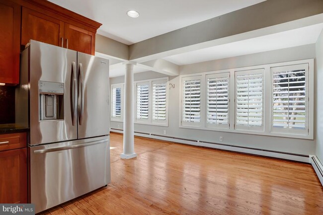 Photo - 7525 Salem Rd