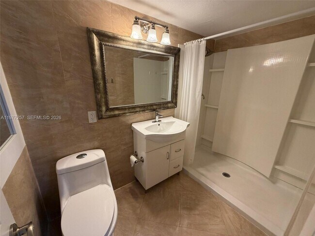 Photo - 138 S Cypress Rd Unit 227