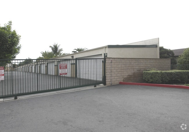 Photo - Park Grand Apartments