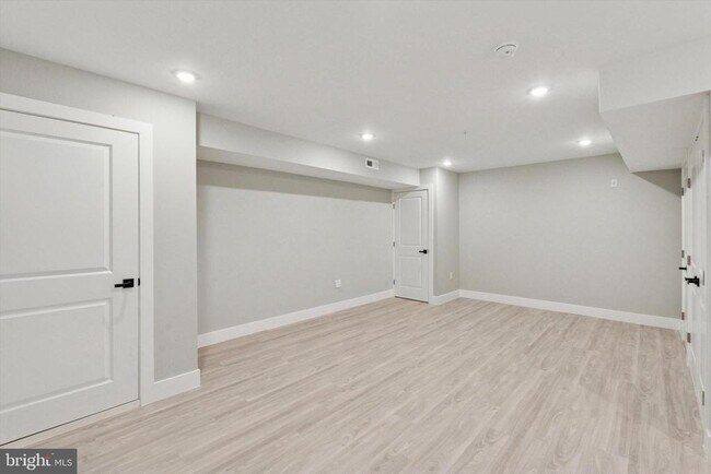 Photo - 2401 N 2nd St Unit E1