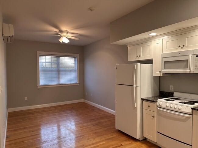 Photo - 60 Pearl St Unit 304