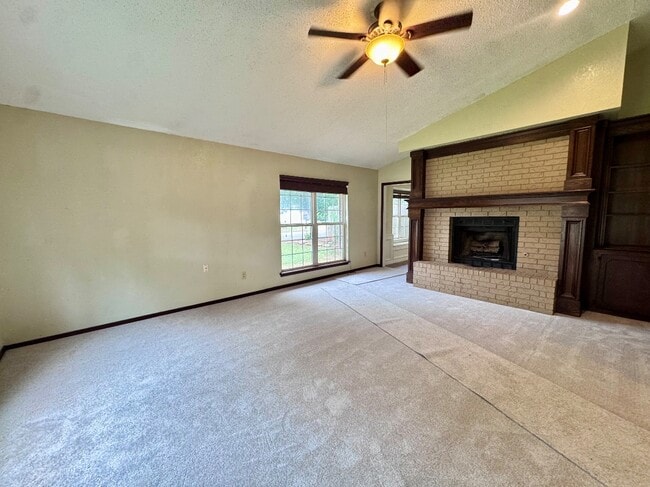 Photo - 1037 NW 166th St