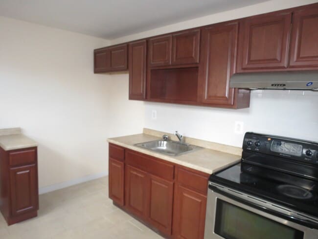 Building Photo - 3549 N 7th St
