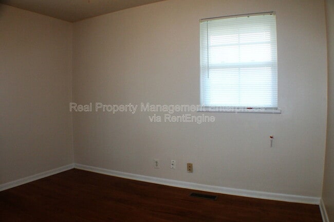 Photo - 516 Inwood Dr