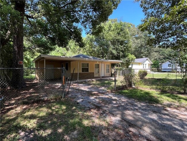 Photo - 2408 McVay Dr N