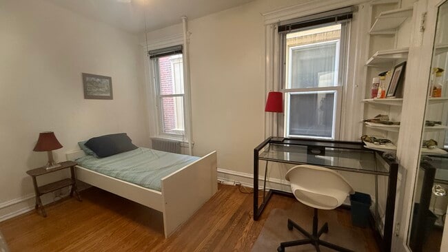 Building Photo - 4646 Hazel Ave