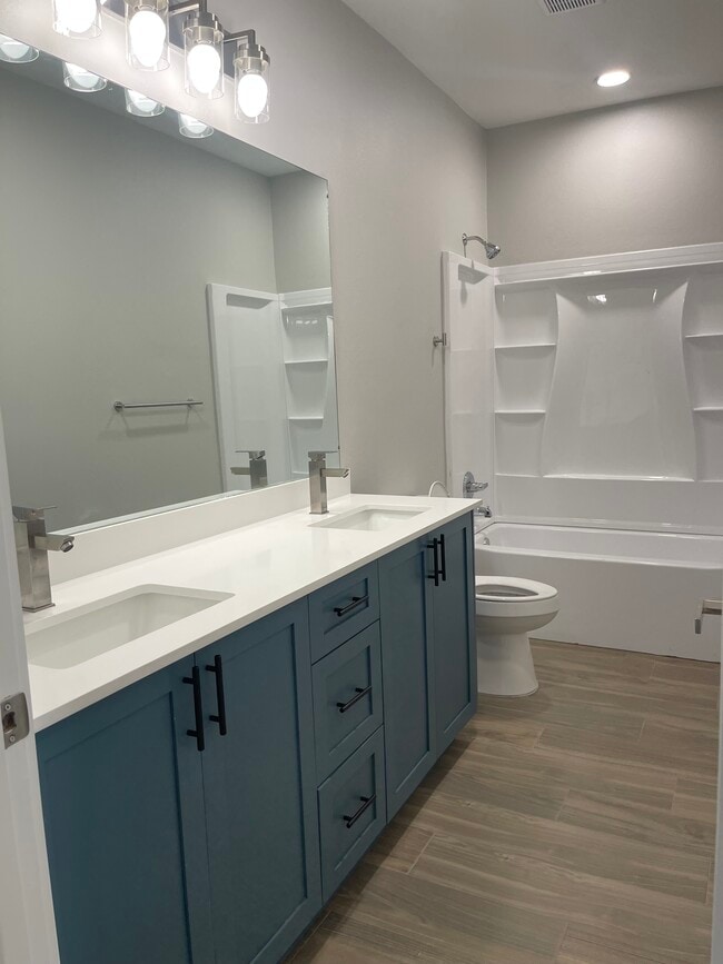 Photo - Kona Apartments