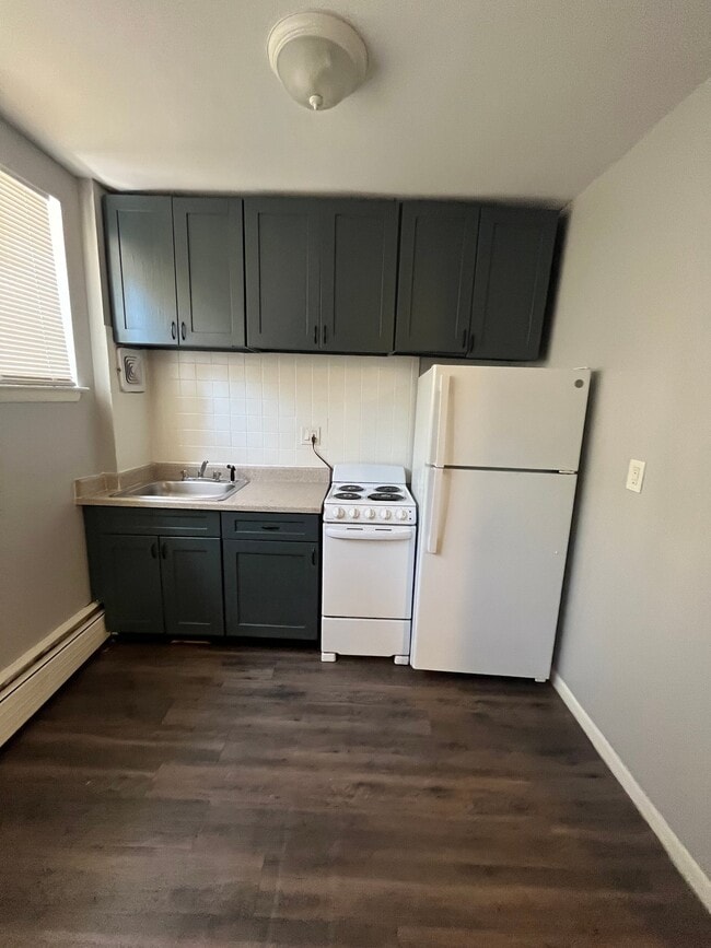 Photo - 30 Gillett St Unit 1B