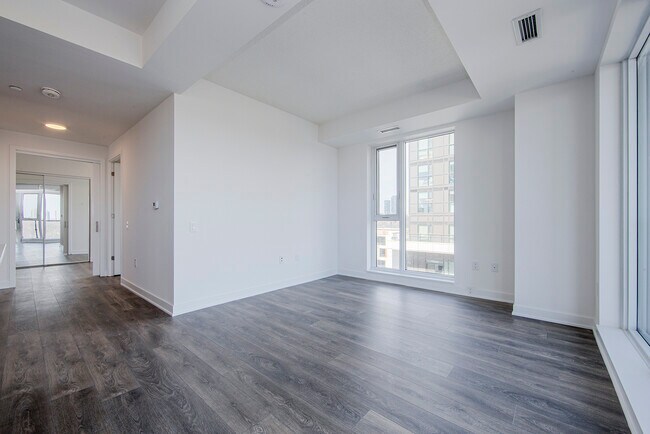 Photo - 130-130 River St